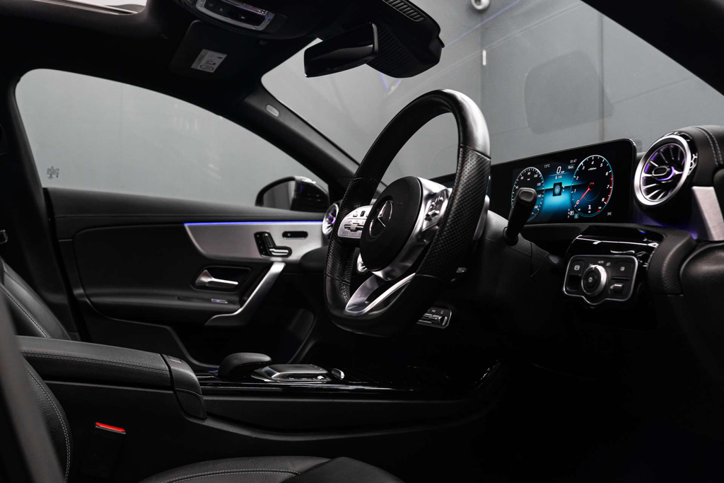 Mercedes-Benz CLA Class Cla 180 Amg Line Premium Plus Tip Grey #10