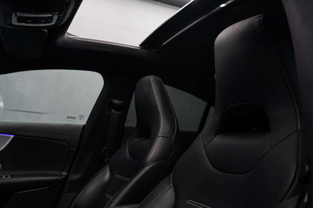 Mercedes-Benz CLA Class Cla 180 Amg Line Premium Plus Tip Grey #37
