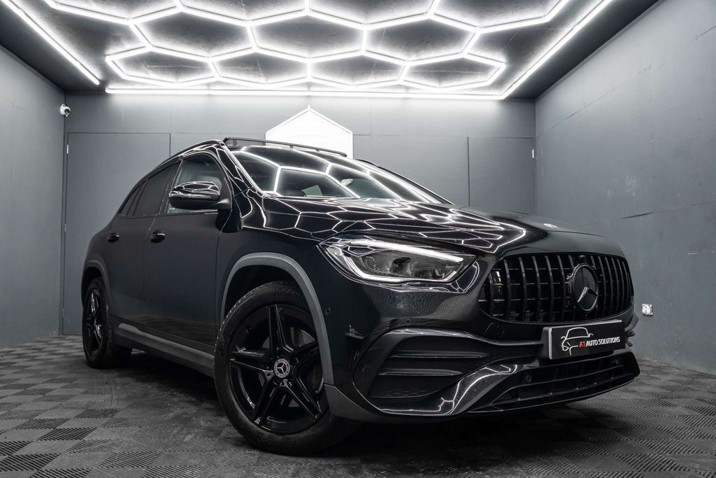Mercedes-Benz GLA Class Amg Line Premium D 4Matic 4Wd Black