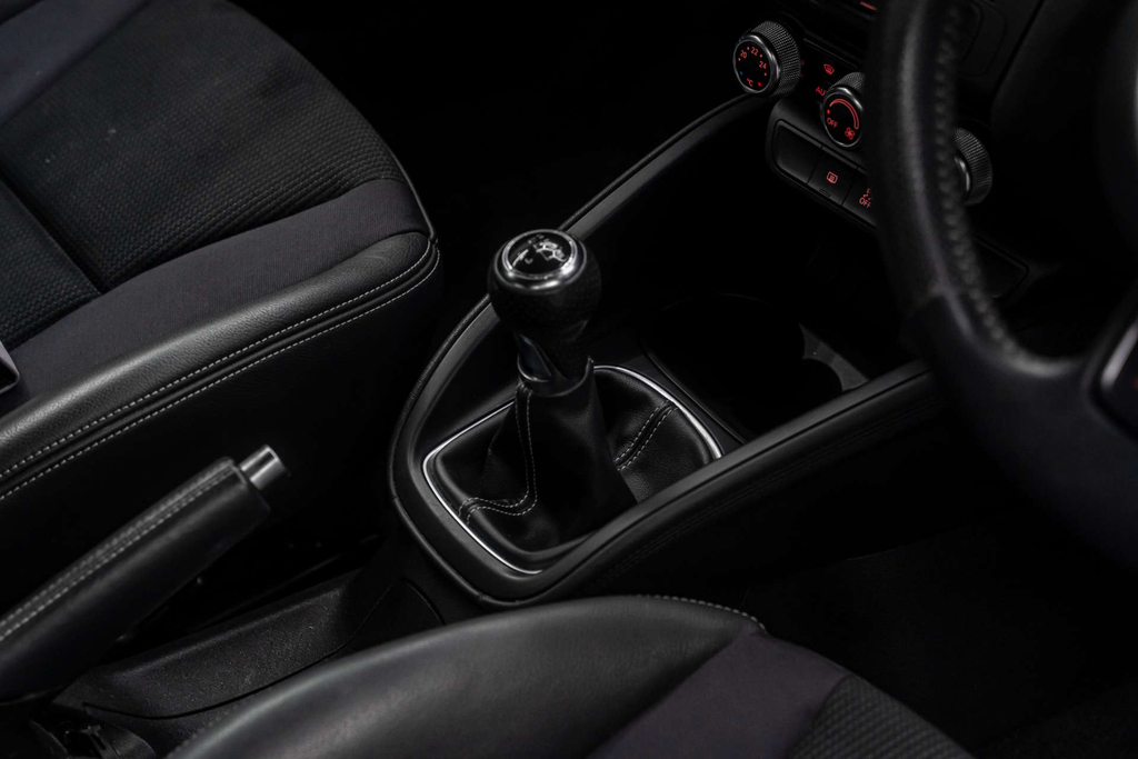 Audi A1 Sportback Tdi S Line #6