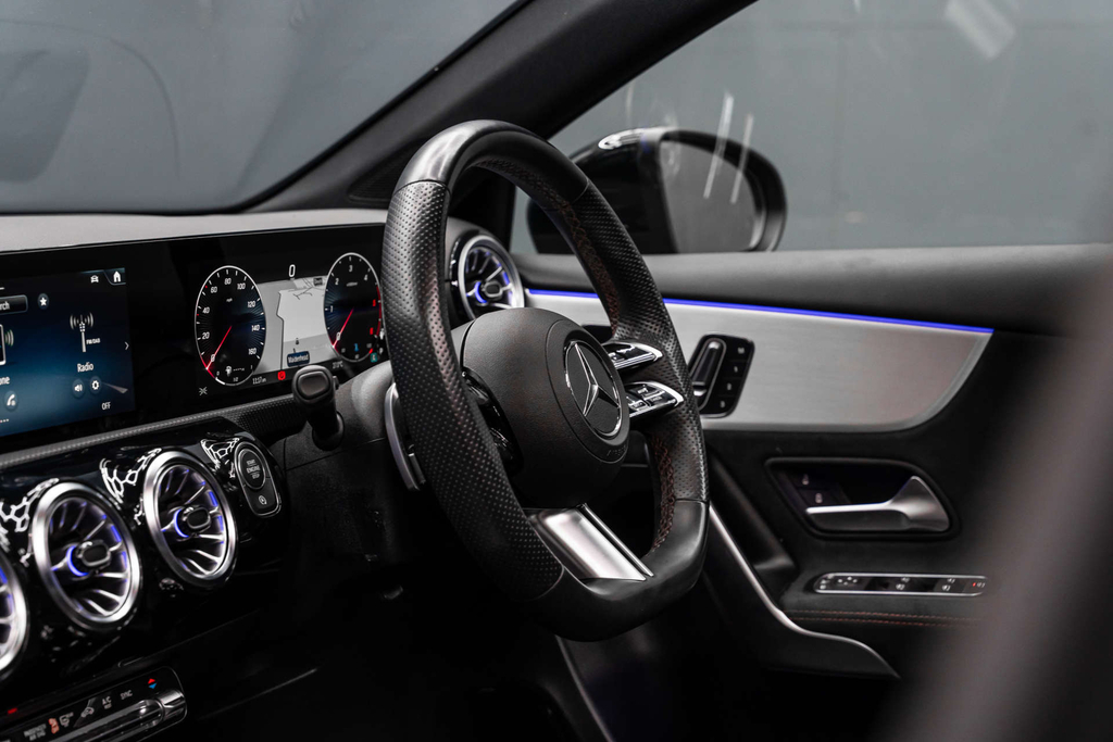 Mercedes-Benz A Class Amg Line Premium D A #2
