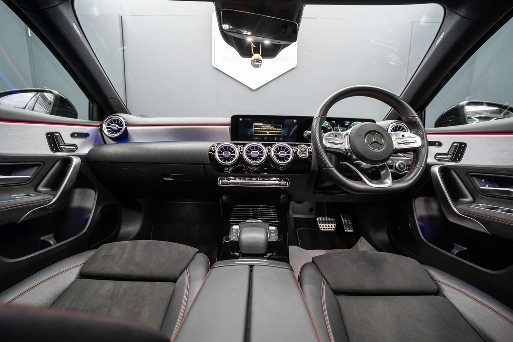 Mercedes-Benz A Class Amg Line Edition Premium D  #2