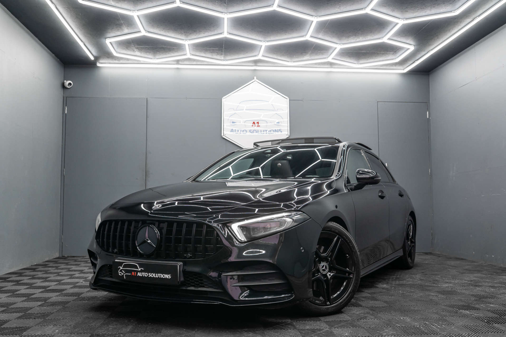 Mercedes-Benz A Class Amg Line Edition Premium D  #3