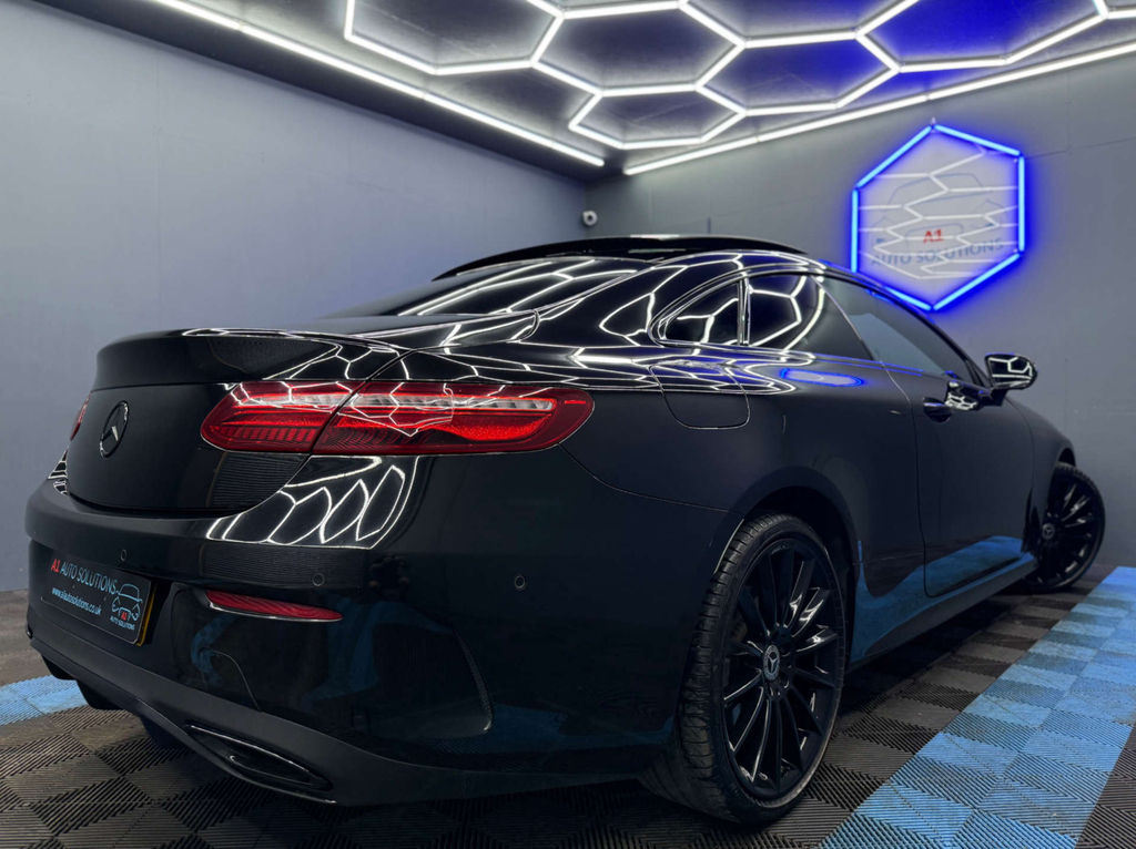 Mercedes-Benz E Class Amg Line Premium Black #5