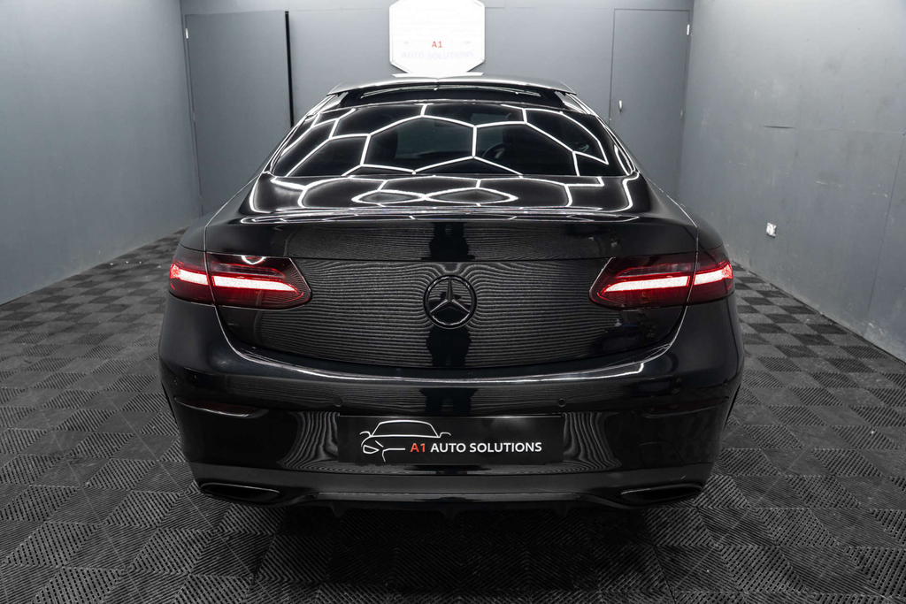 Mercedes-Benz E Class Amg Line Premium  #3