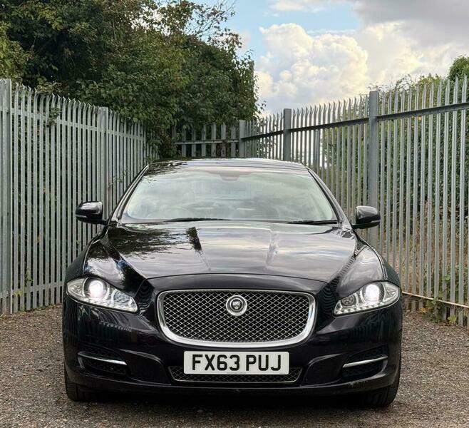 Jaguar XJ 3.0D V6 Premium Luxury Black #2