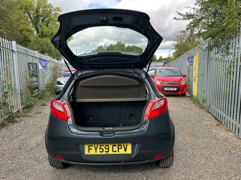 Mazda 2 1.5 Sport Hatchback Euro 4 103 Red #26