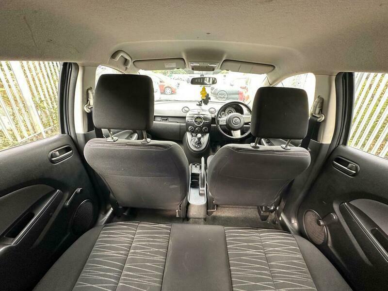 Mazda 2 1.5 Sport Hatchback Euro 4 103 Red #14