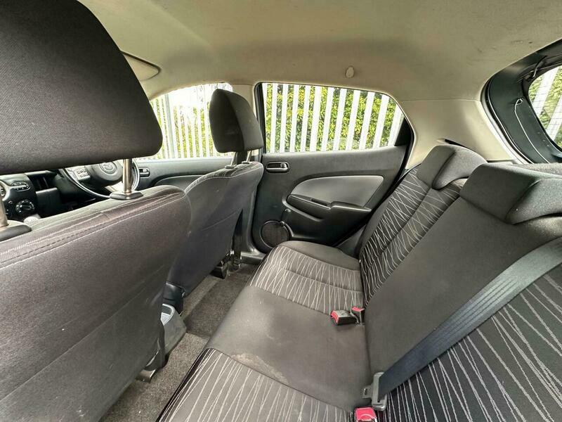 Mazda 2 1.5 Sport Hatchback Euro 4 103 Red #15