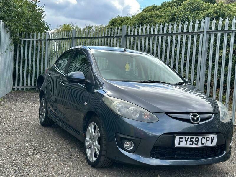 Mazda 2 1.5 Sport Hatchback Euro 4 103 Red #1