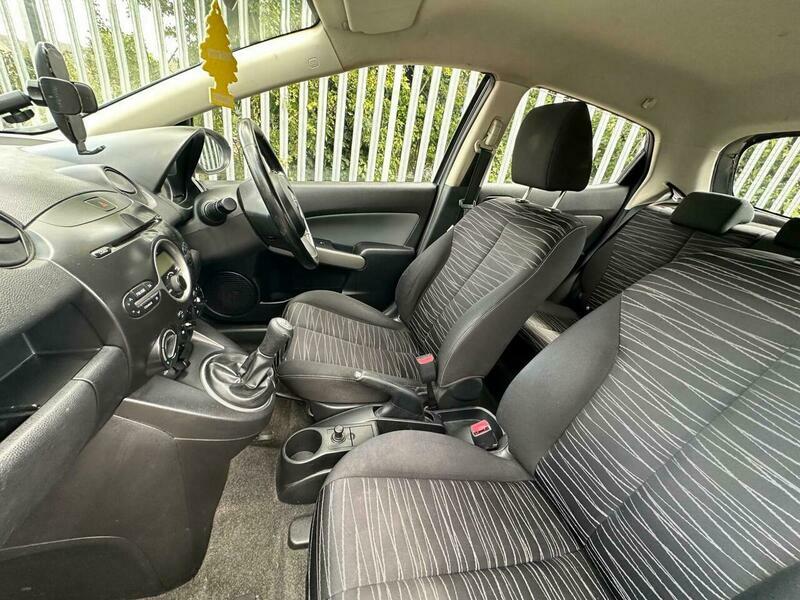 Mazda 2 1.5 Sport Hatchback Euro 4 103 Red #28