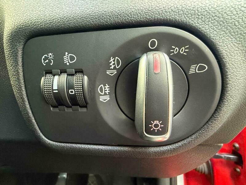Audi A1 1.4 Tfsi Sport Euro 5 Ss White #27