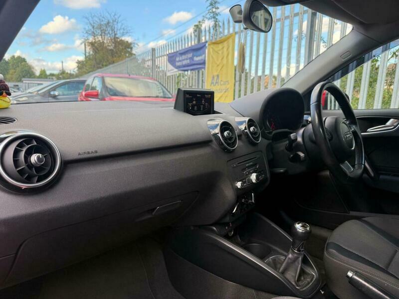 Audi A1 1.4 Tfsi Sport Euro 5 Ss White #16