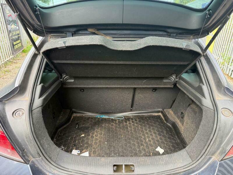 Vauxhall Astra Hatchback 1.6 16V Se Euro 5 201111 Silver #17