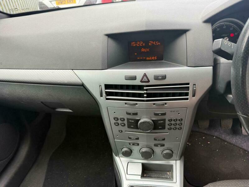 Vauxhall Astra Hatchback 1.6 16V Se Euro 5 201111 Silver #15