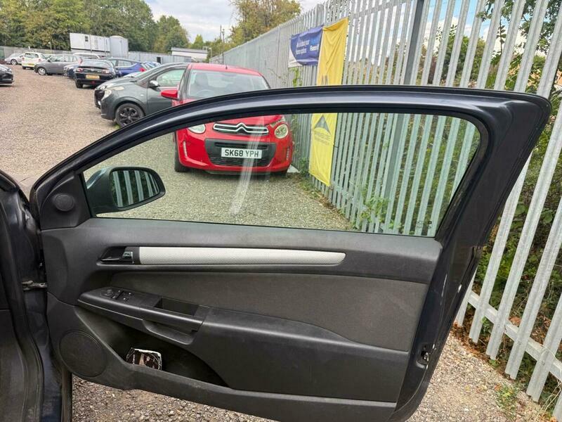 Vauxhall Astra Hatchback 1.6 16V Se Euro 5 201111 Silver #9