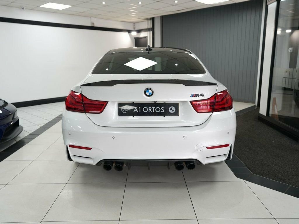 BMW M4 3L Competition White #6