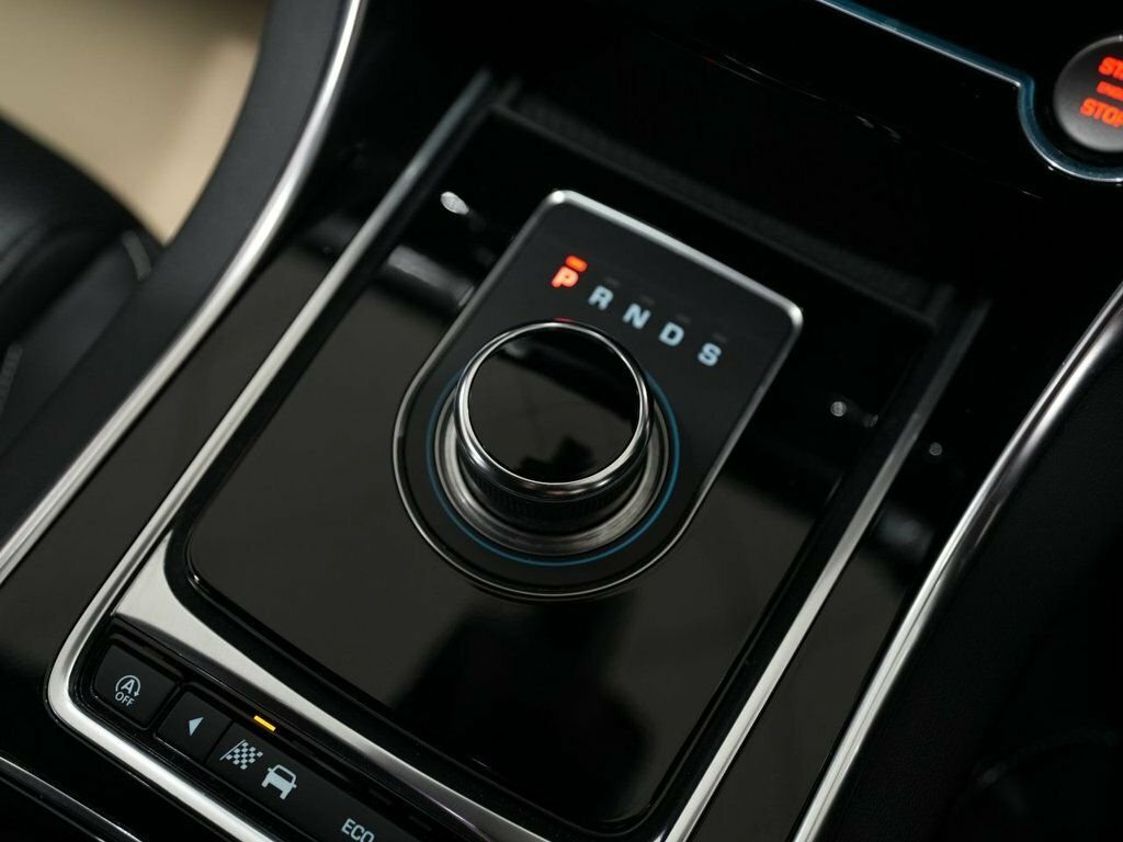 Jaguar XF R-dynamic Hse 1 Owner Full History Black #24