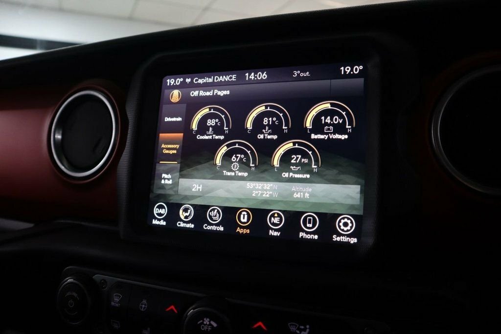 Jeep Wrangler 2.0 Gme Sahara Red #30