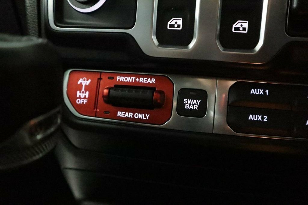 Jeep Wrangler 2.0 Gme Sahara Red #21