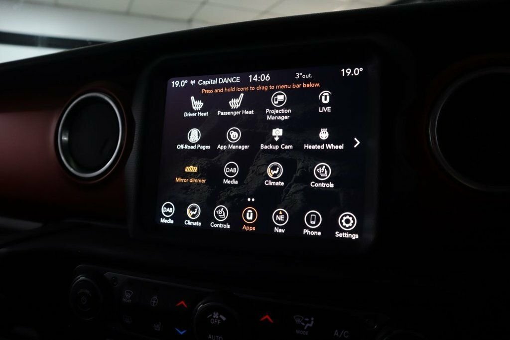 Jeep Wrangler 2.0 Gme Sahara Red #28