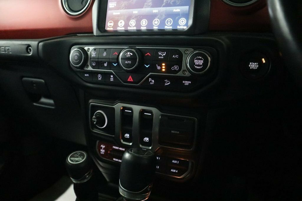 Jeep Wrangler 2.0 Gme Sahara Red #18