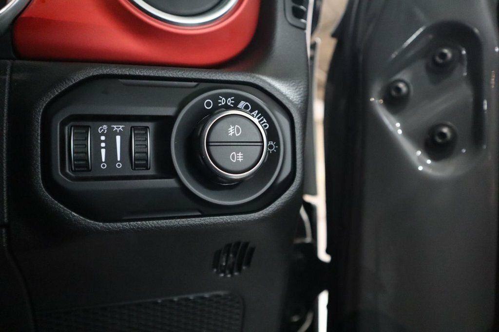 Jeep Wrangler 2.0 Gme Sahara Red #17