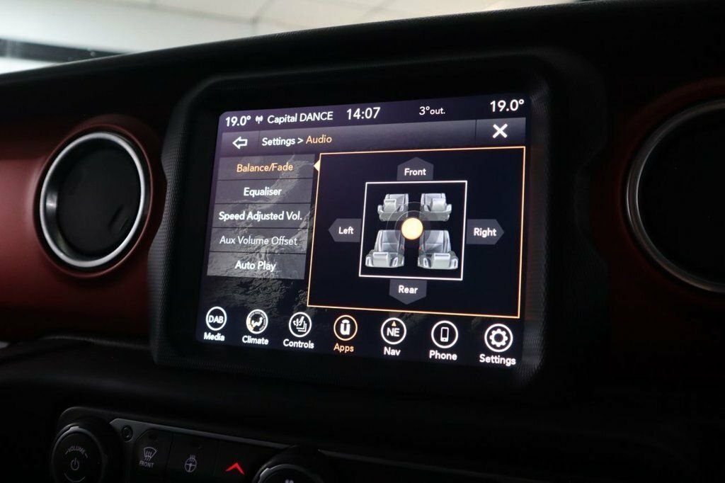 Jeep Wrangler 2.0 Gme Sahara Red #35