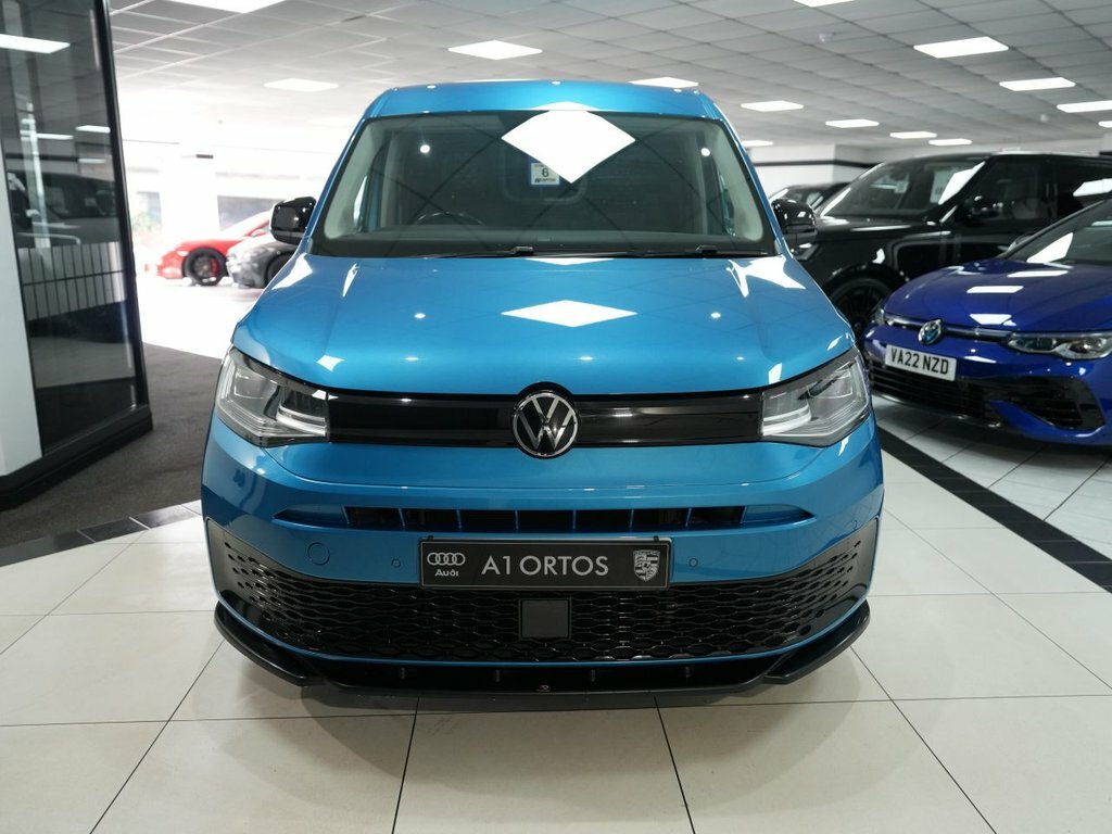 Volkswagen Caddy 2L Commerce Pro Blue #2