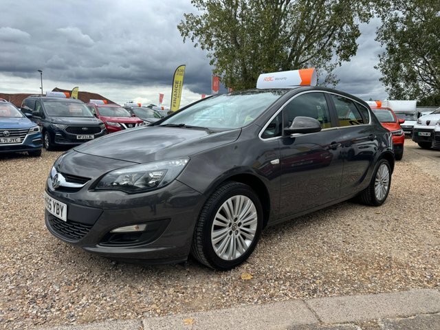 Vauxhall Astra Excite Euro 6 Grey #2