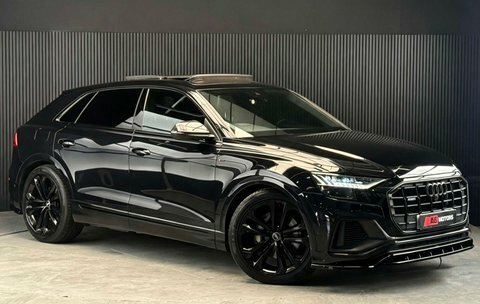 Audi Q8 3.0 Tfsi V6 Black #2