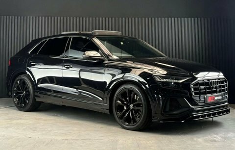 Audi Q8 3.0 Tfsi V6 Black #5