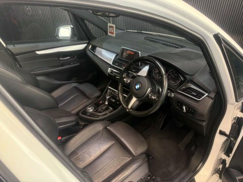 BMW 2 Series 218I Sport White #31