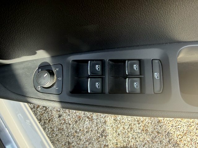 Seat Leon 1.2 Tsi Se Hatchback Euro 6 Ss Blue #19