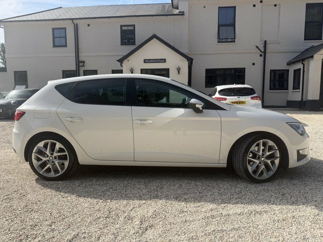 Seat Leon 2.0 Tdi Fr Hatchback Euro 6 Ss White #4