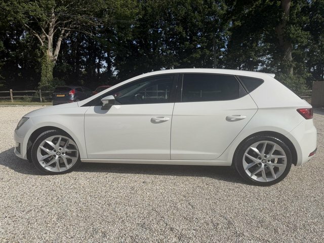 Seat Leon 2.0 Tdi Fr Hatchback Euro 6 Ss White #5
