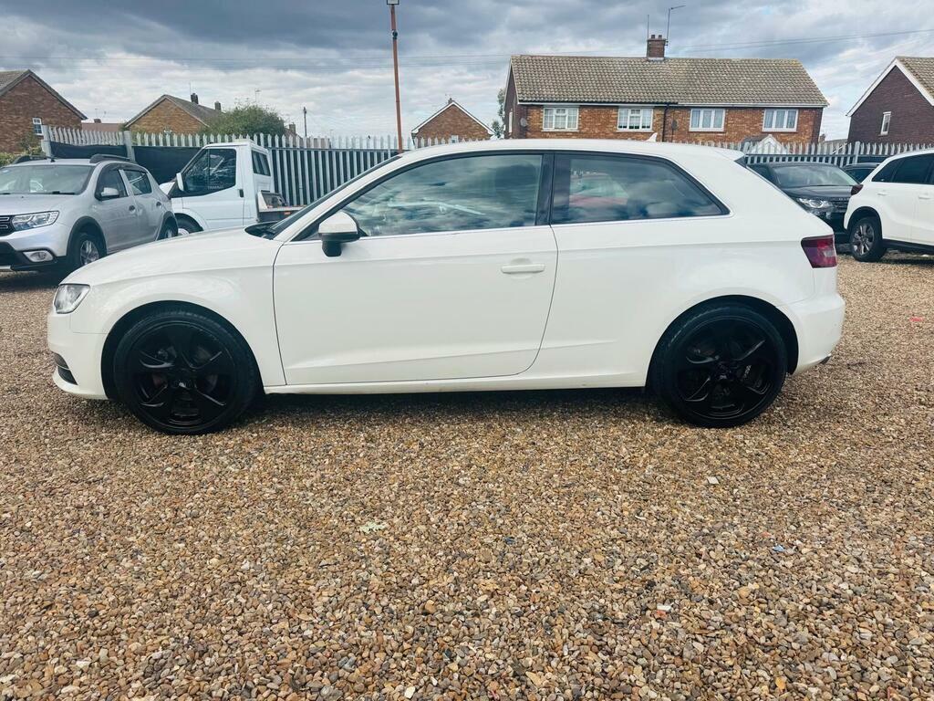 Audi A3 Hatchback 2.0 Tdi S Line Sportback S Tronic Euro 5 White #25