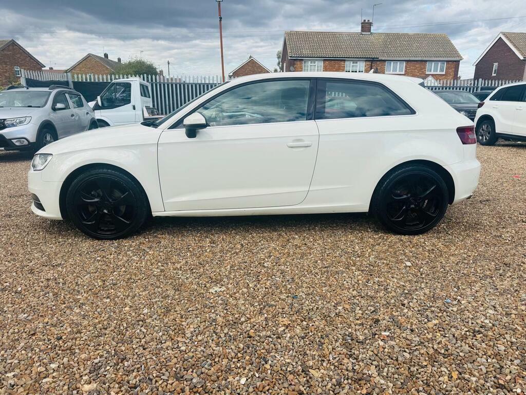 Audi A3 Hatchback 2.0 Tdi S Line Sportback S Tronic Euro 5 White #24