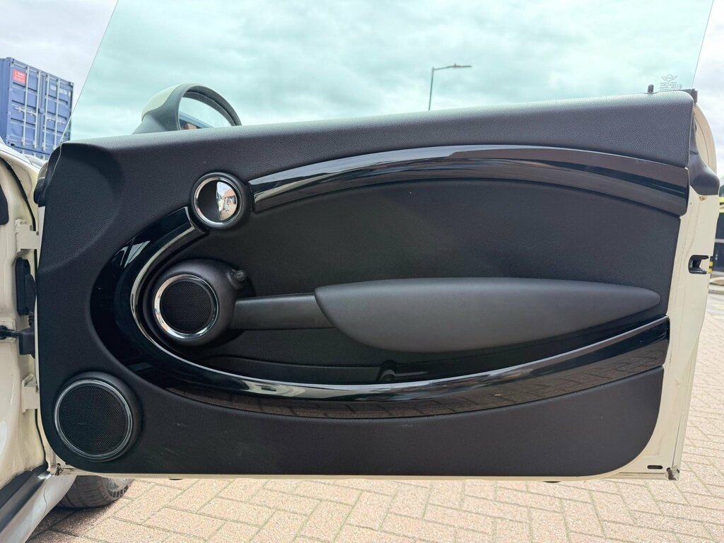 Mini Convertible 1.6 Cooper Convertible Euro 5 122 Black #37