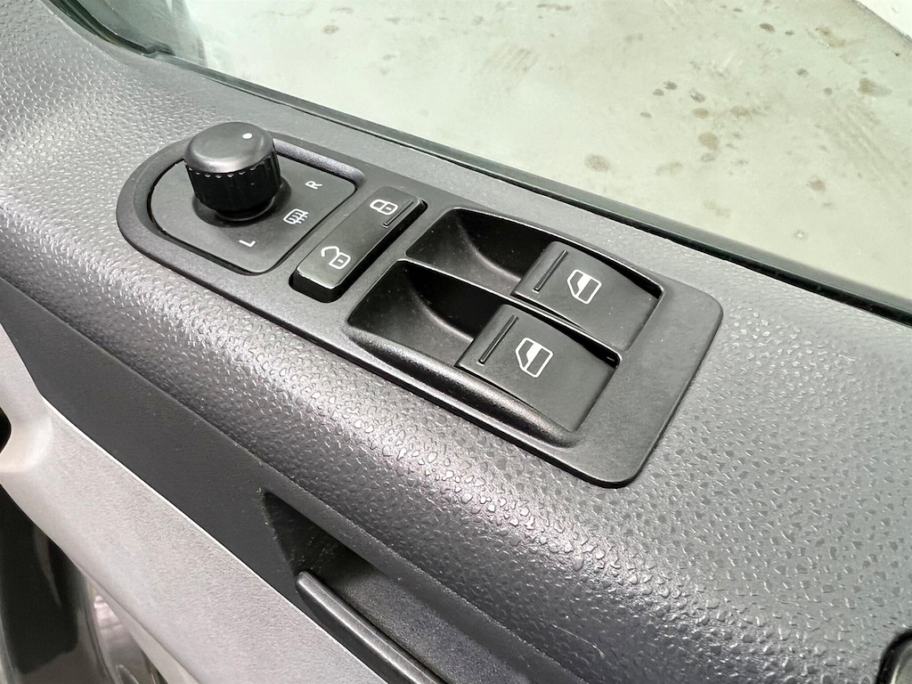Volkswagen Transporter Tdi T28 Startline White #53