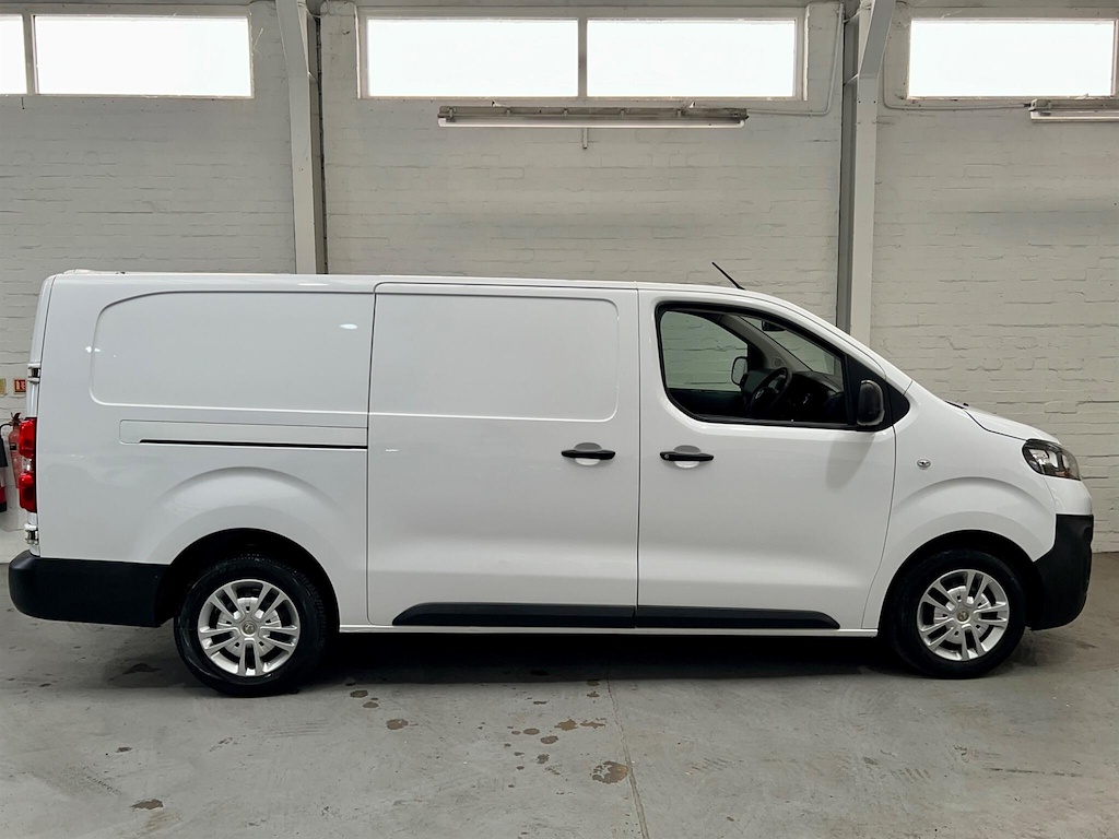 Vauxhall Vivaro 1.5 Turbo D 2900 Dynamic L2 H1 Euro 6 Ss 6Dr White #2