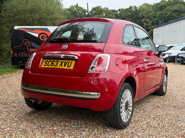 Fiat 500 Lounge Hatchback Red #5