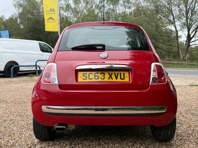 Fiat 500 Lounge Hatchback Red #4