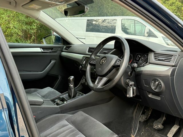 Skoda Superb 2L Se Business Black #14