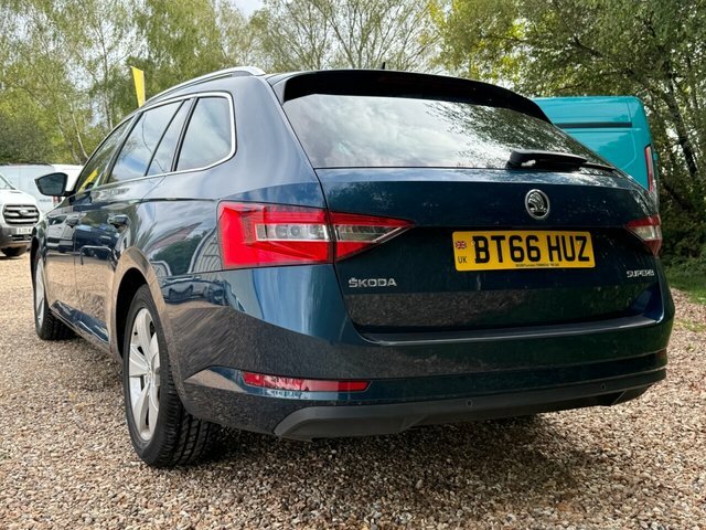 Skoda Superb Tdi Se Technology Estate Blue #3