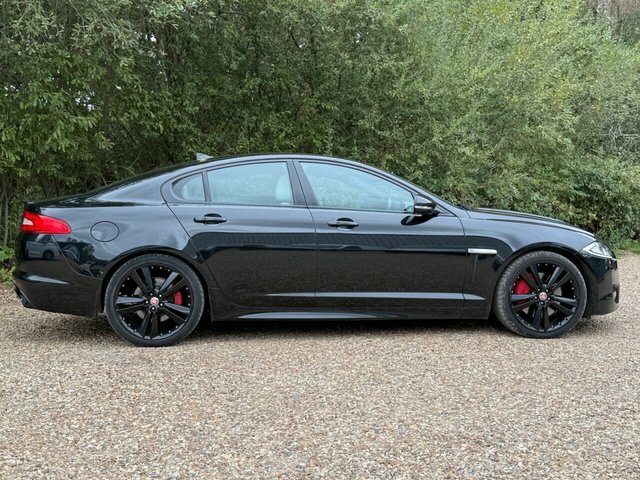 Jaguar XF S V6 Portfolio Saloon Black #6