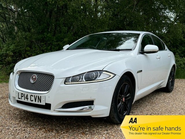 Jaguar XF Luxury Saloon White