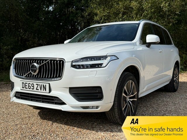 Volvo XC90 B5 Mhev Momentum Suv White