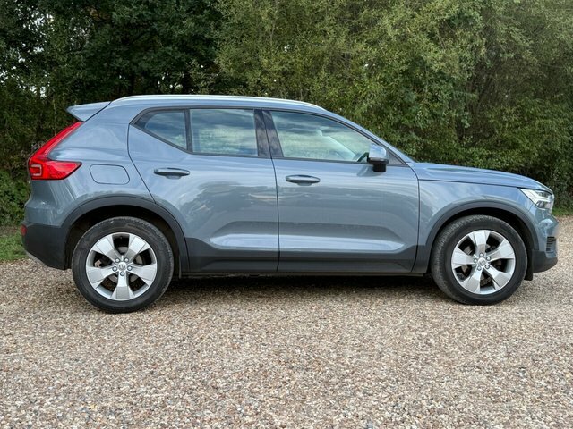 Volvo XC40 T3 Momentum Suv Grey #6