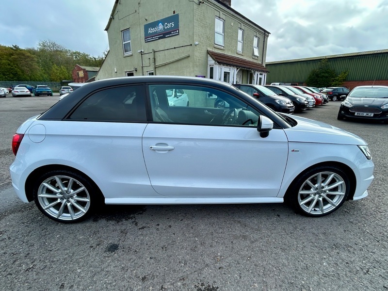 Audi A1 Tdi S Line B White #5